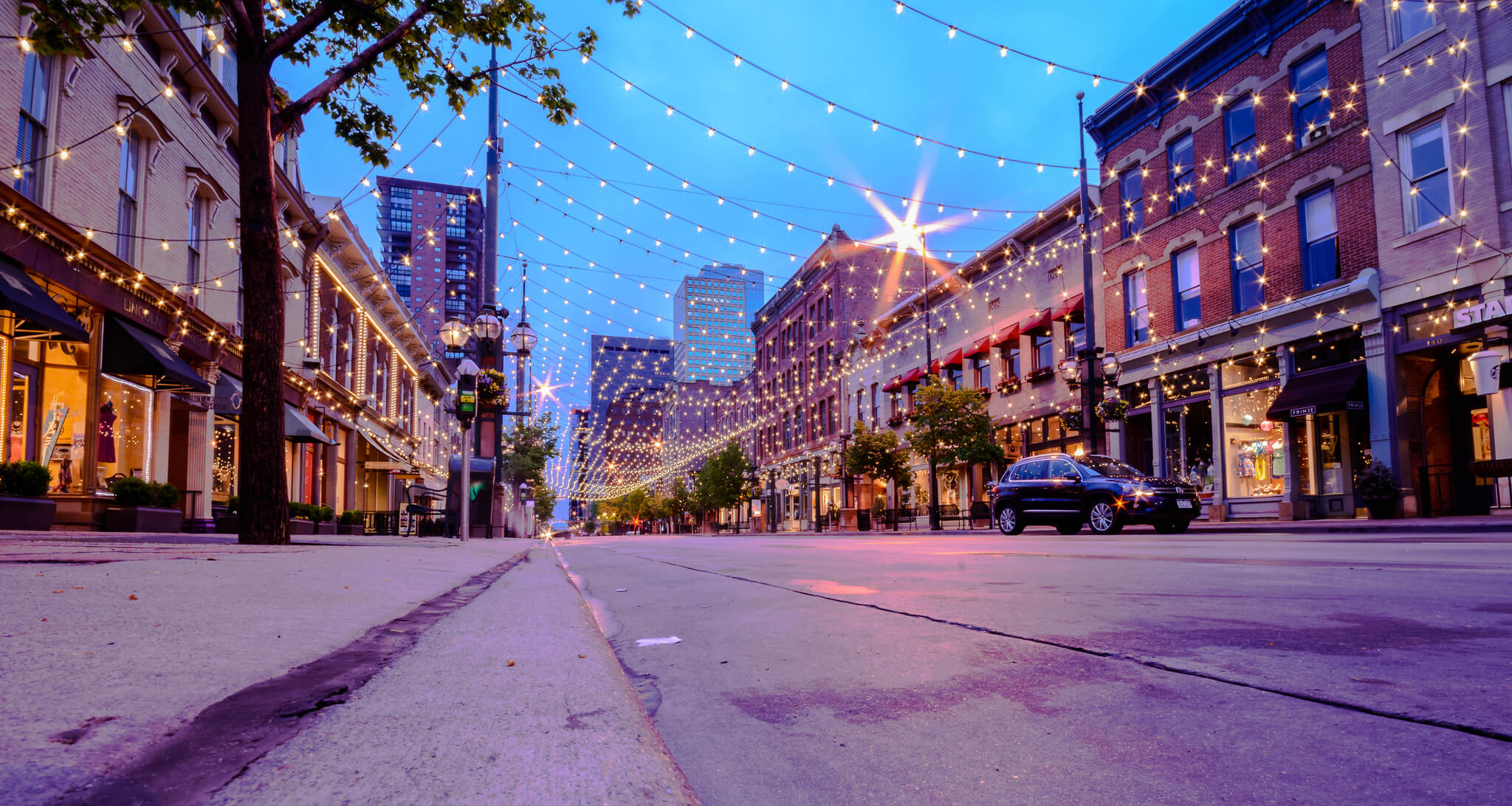 Larimer Square Peachy Sidewalk Sale Weekend | The Denver Ear